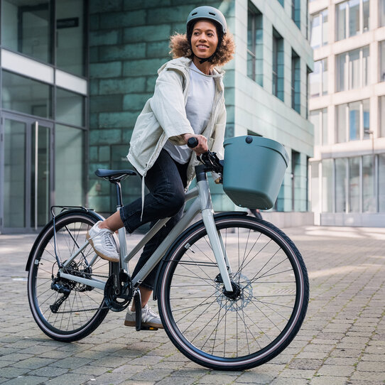Mio Basket, Solider Kunststoffkorb für Lenker Adapter mit höhenverstellbarer Adapterplatte